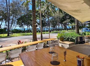 australia/port-douglas/bar/hi-tide-by-the-beach