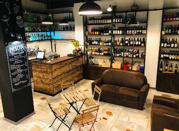 italy/via-francigena/bar/glu-glu-roma-non-solo-enoteca-vini-naturali-e-non