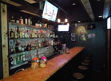 japan/kinki-kansai/bar/moonshine-karaoke-bar