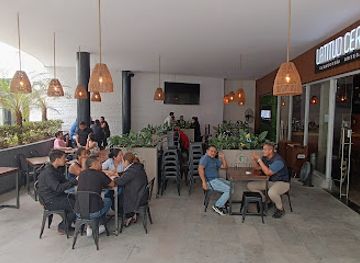 ecuador/guayaquil/parque-historico-guayaquil/bar/latitud-cero-samborondon-guayaquil