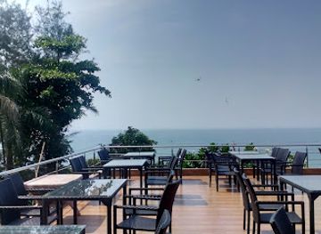 india/konkan-coast/bar/on-the-rocks