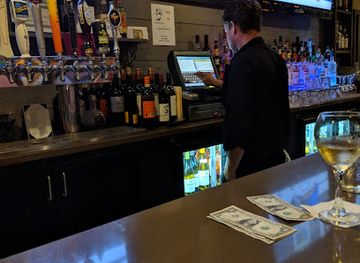 connecticut/norwalk/bar/station-house-bar-and-grille