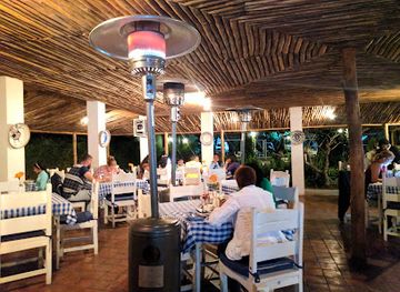 tanzania/serengeti-national-park/bar/george-s-tavern
