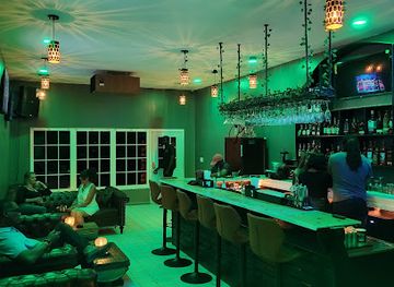 turks-and-caicos-islands/turtle-cove-marina/bar/islands-hookah-cigar-lounge