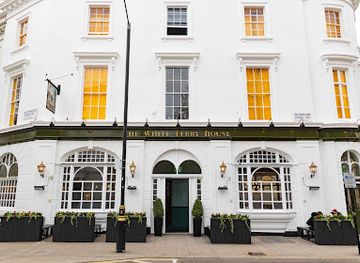 united-kingdom/sutherland/bar/the-white-ferry-victoria-publove