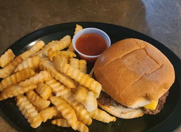 alabama/dismals-canyon/bar/backwoods-grill