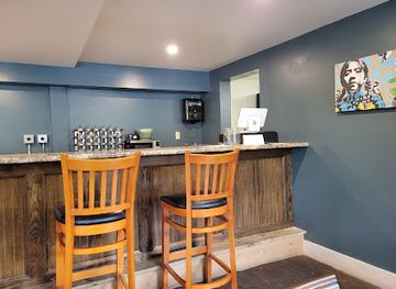 vermont/molly-falls-state-park/bar/nacho-mama