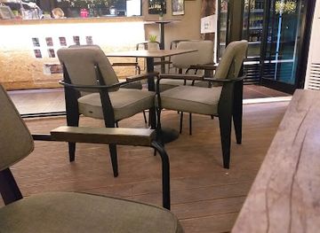 albania/puka-region/bar/happy-hour