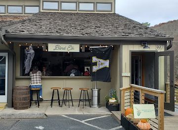 north-carolina/grandfather-mountain/bar/blind-elk-tap-room