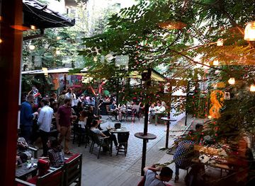 MIQT pub