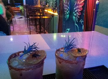 mexico/huatulco/bar/costera-karaoke-bar-vip