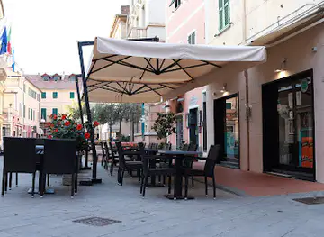 Fuori dal Comune lounge bar