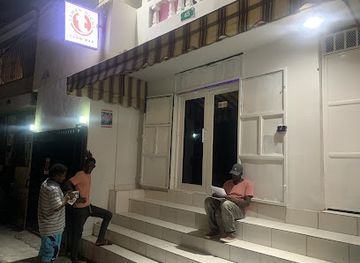 haiti/port-au-prince/bourdon/bar/tampa-night