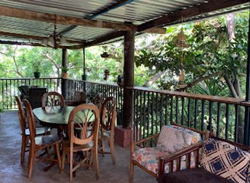 el-salvador/cerro-verde-national-park/bar/hostal-y-restaurante-las-lomas