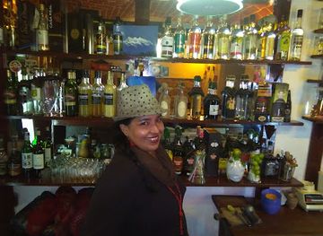 bolivia/la-paz-valley/bar/la-luna-pub-music-bar