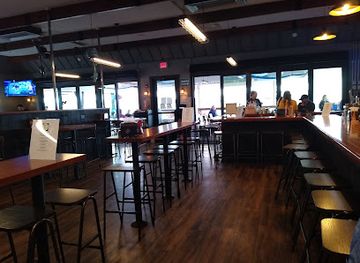 connecticut/southeastern-connecticut/bar/dockside-brewery