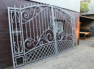 zambia/livingstone/bar/madalas-bar