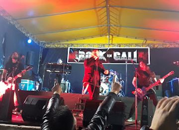 ecuador/cotopaxi-region/bar/rock-en-cali