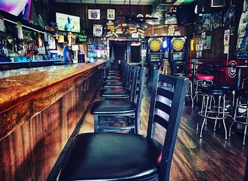 illinois/western-illinois/bar/brass-bull-tavern