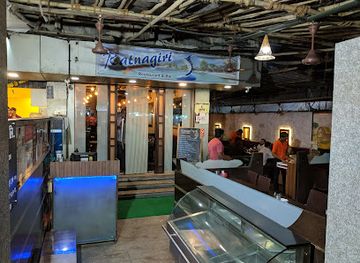 india/konkan-coast/bar/ratnagiri-bar-and-restaurant