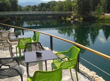 bosnia-and-herzegovina/una-national-park/bar/gig-bar