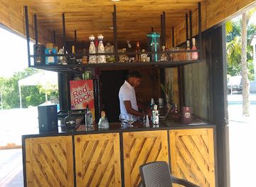 dominican-republic/sierra-de-neiba/bar/club-social-zona-014