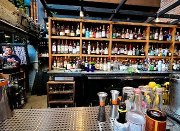 tennessee/nashville-music-row/bar/old-glory