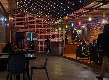 india/madhya-pradesh/bar/v4-cafe-and-restaurant