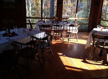 new-hampshire/mount-monadnock/bar/emma-s-321-pub-kitchen