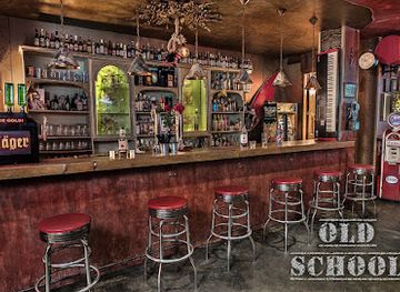 spain/galicia/bar/old-school-a-coruna