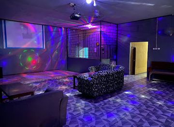 indonesia/central-papua/bar/bar-new-pacific