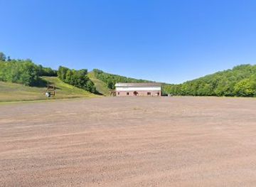 michigan/porcupine-mountains-wilderness-state-park/bar/loggers-lounge