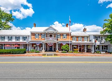 new-jersey/appalachian-trail/bar/wayside-inn-larrick-s-tavern