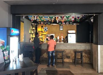 sri-lanka/kandy-district/bar/machan-peradeniya