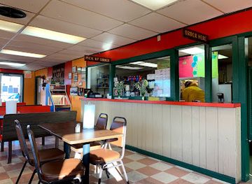 missouri/elephant-rocks-state-park/bar/lady-queene-restaurant