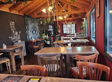 argentina/tierra-del-fuego/bar/patio-balto