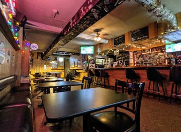 california/burbank/bar/tony-s-darts-away