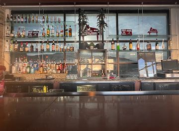 arizona/antelope-canyon/bar/antelope-point-marina-restaurant