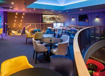 jersey/le-hocq-tower/bar/chambers