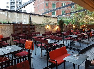 kosovo/mitrovica/bar/citizen-s-pub