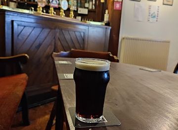 isle-of-man/peel/bar/white-house-hotel