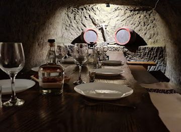 hungary/bukk/bar/orom-pince