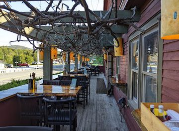 vermont/killington-ski-area/bar/the-garlic