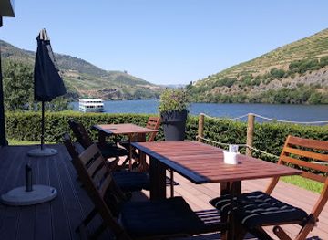 portugal/douro-valley/bar/foz-do-tavora-bar