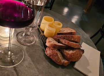 north-carolina/charlotte/noda-north-davidson/bar/bar-a-vins