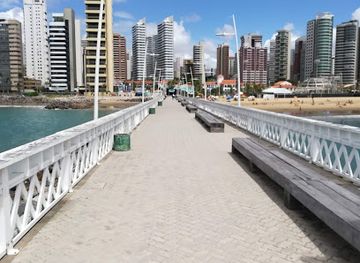 brazil/fortaleza/beira-mar/bar/passarela-do-boteco-da-praia