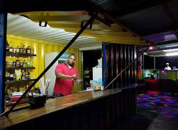 dominica/mahaut/bar/five-star-bar-and-grill
