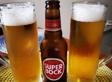 cabo-verde/praia-baixo/bar/che-bar