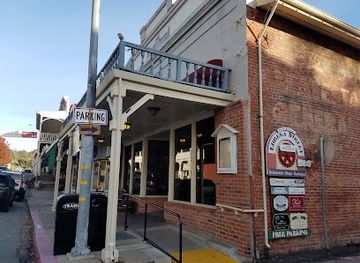 california/gold-country/bar/cavana-s-pub-and-grub