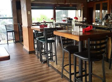 arizona/havasu-falls/bar/shugrue-s-restaurant-and-brewery-group